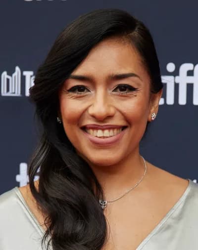Adriana Paz