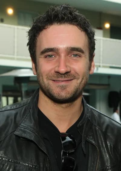Allan Hawco